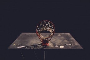star sports下载-惊天冷门！科维托娃网球拍踢足球？爆冷击败拜仁慕尼黑，高光表现引爆安联球场！